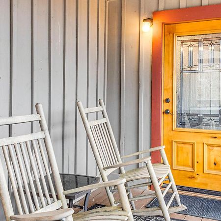 Spacious Gatlinburg Cabin With Hot Tub And Game Room! Esterno foto