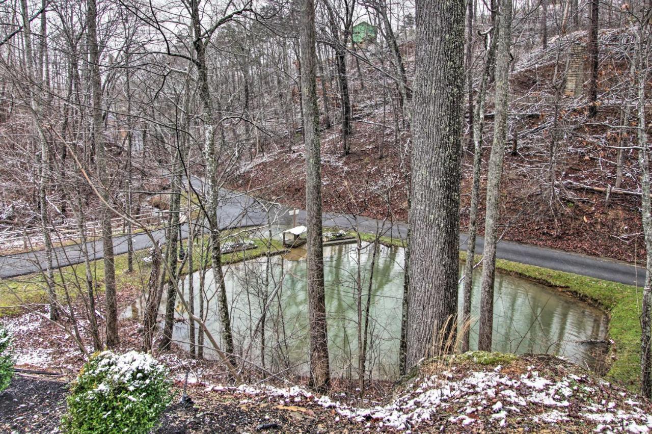 Spacious Gatlinburg Cabin With Hot Tub And Game Room! Esterno foto
